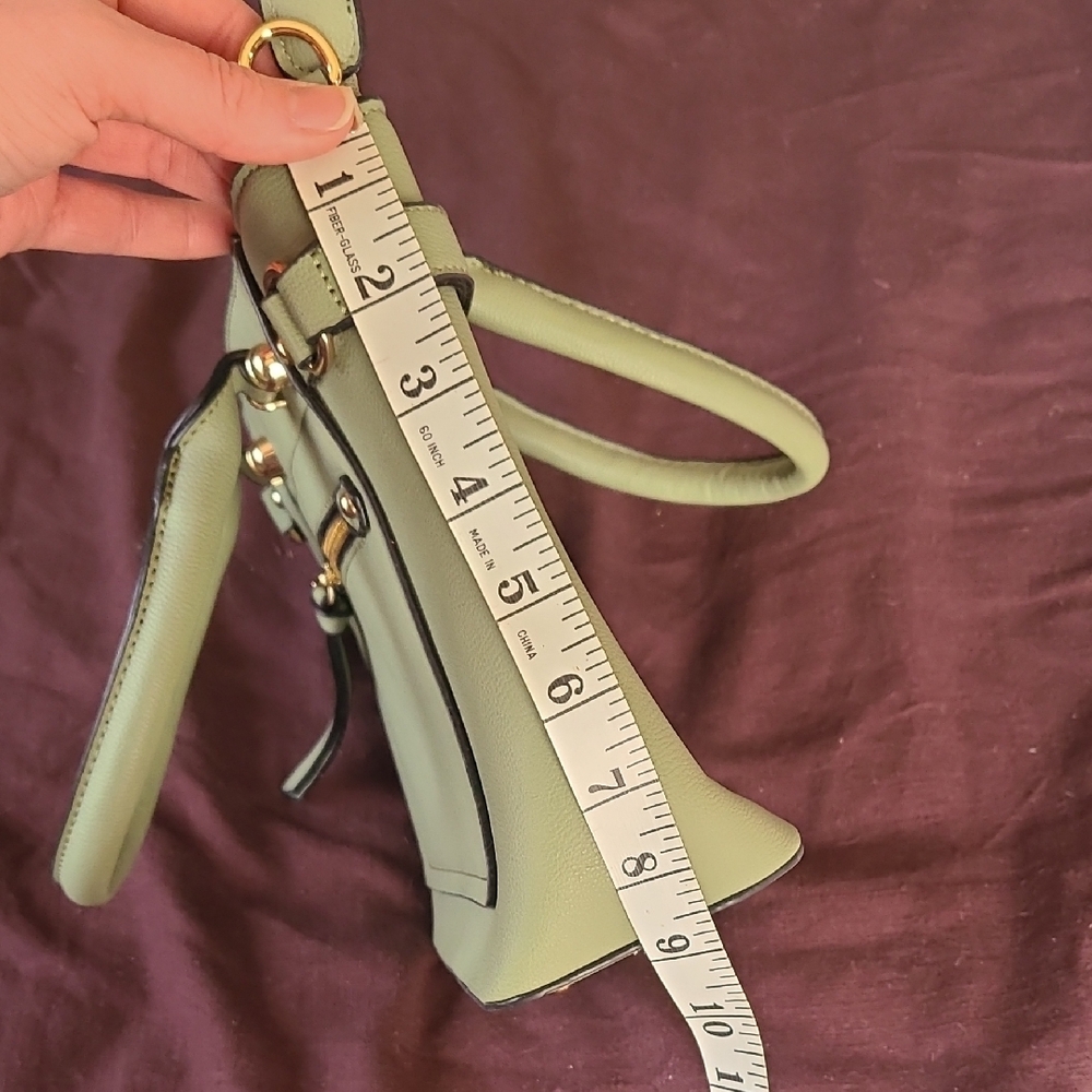 Small Green Tote- Handbag - Picture 13 of 13